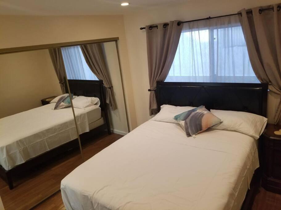 Beautiful Spacious 2 Bedroom, 2 Bathroom Condo Long Beach Ngoại thất bức ảnh